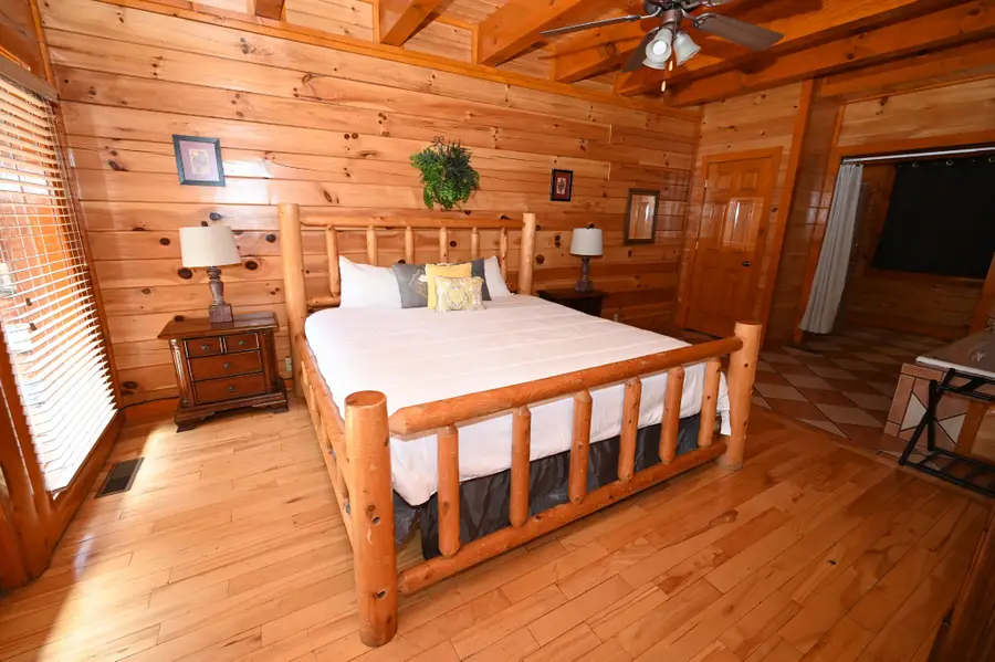 1114 Black Bear Cub Way, Sevierville, TN 37862 - #2