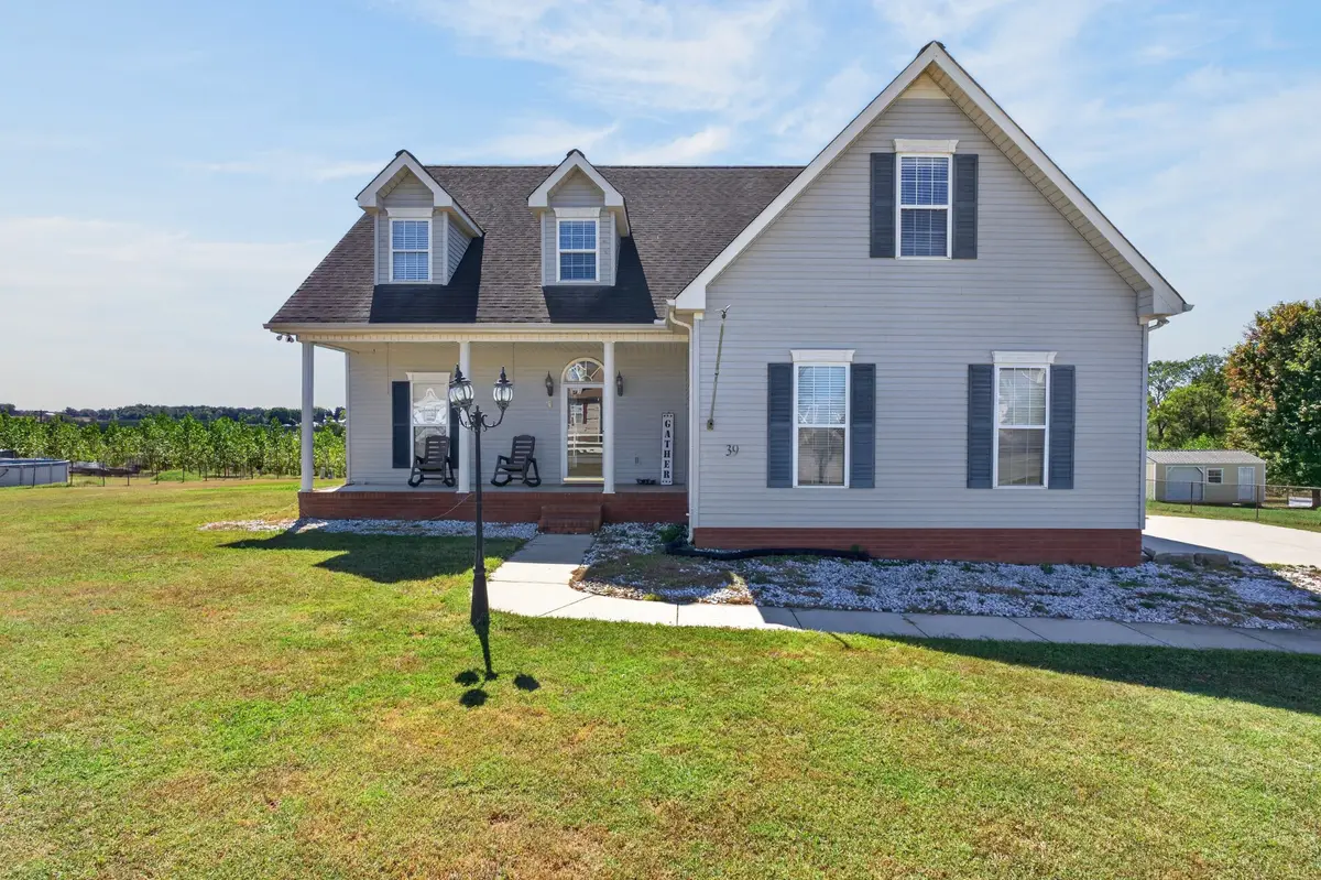 39 Maple Ridge Ct, McMinnville, TN 37110 - #1