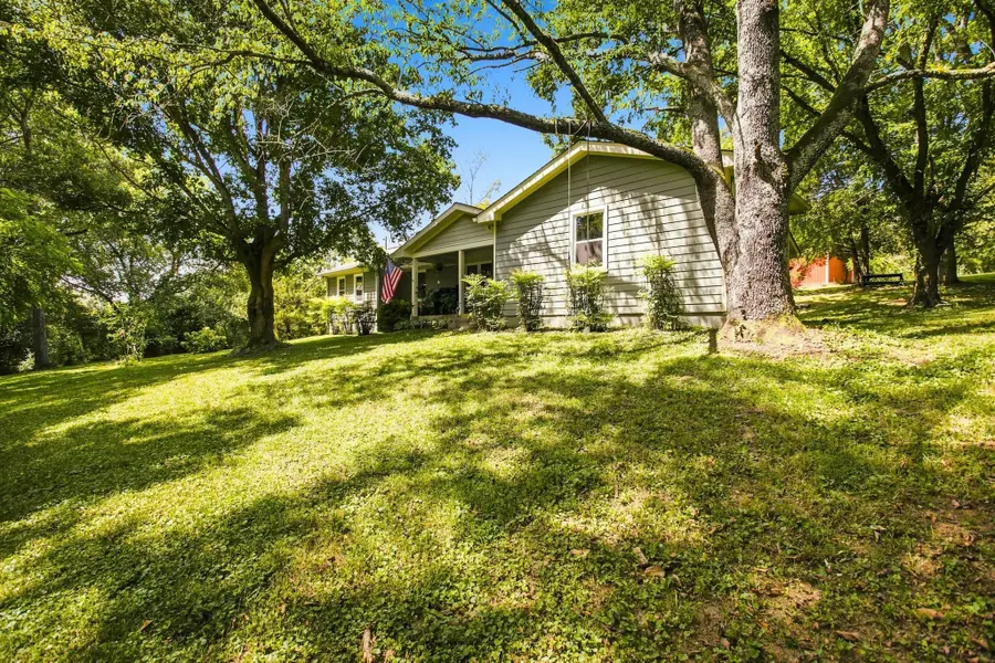 2390 Harlan Rd, Columbia, TN 38401 - #2