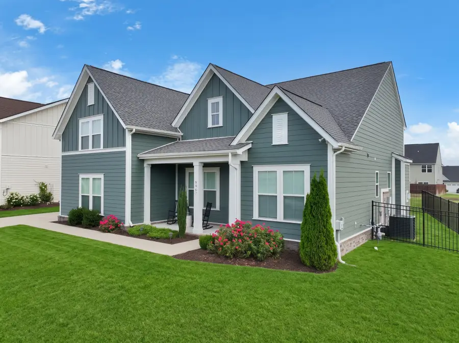 6407 Desmond Ave, Murfreesboro, TN 37128 - #2