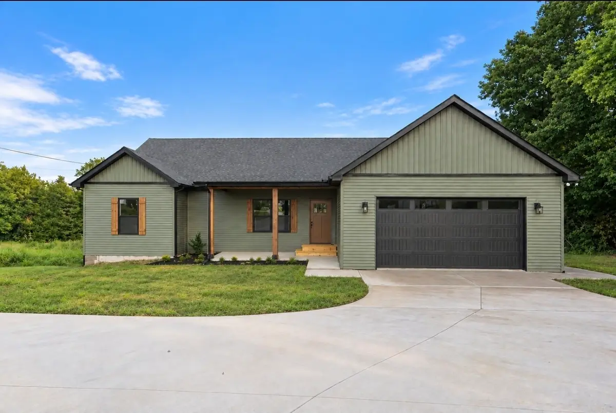 1496 Jones Creek Rd, Dickson, TN 37055 - #1