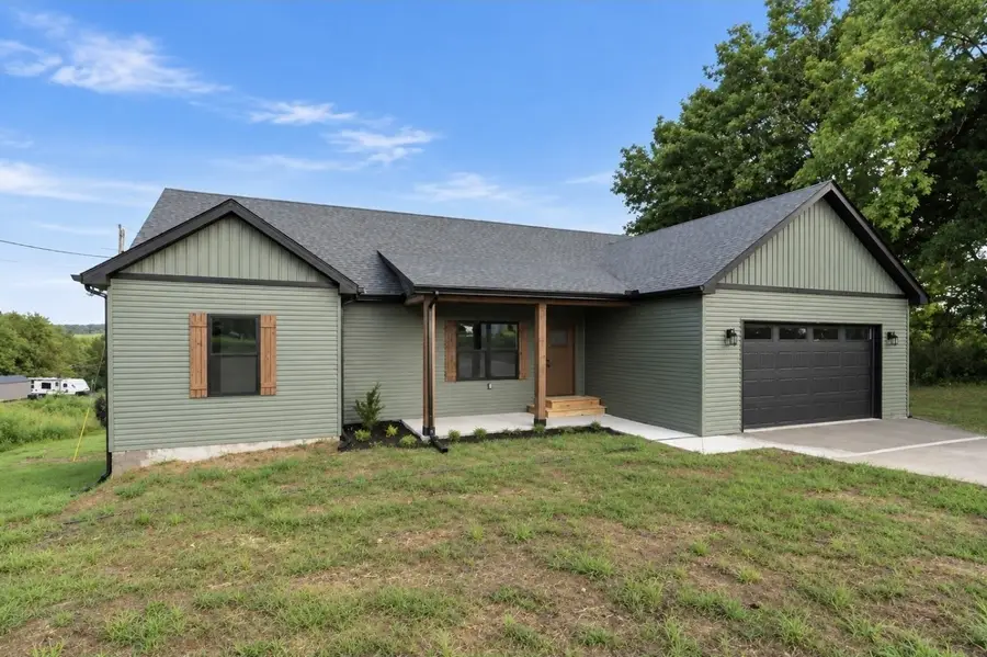 1496 Jones Creek Rd, Dickson, TN 37055 - #2