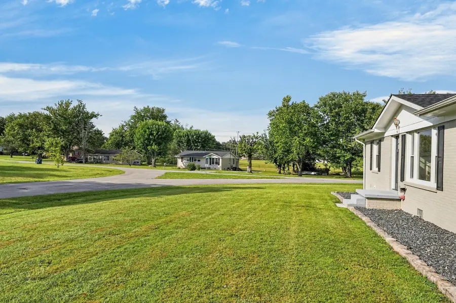 826 Driver St, Smithville, TN 37166 - #2