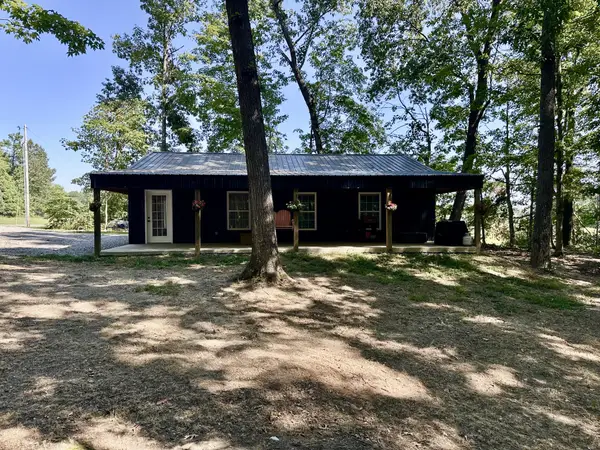 3424 Dobbins Pike, Portland, TN 37148