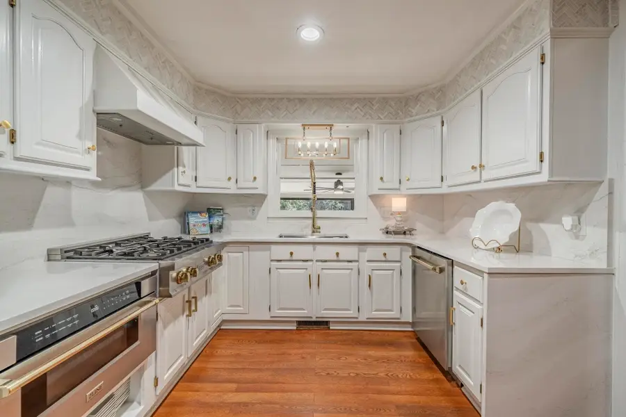 175 Poplar St, Savannah, TN 38372 - #3