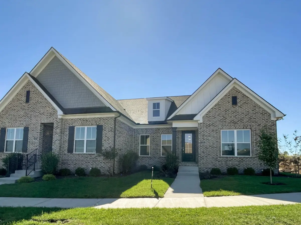 2059 Horseshoe Cir, Gallatin, TN 37066 - #1