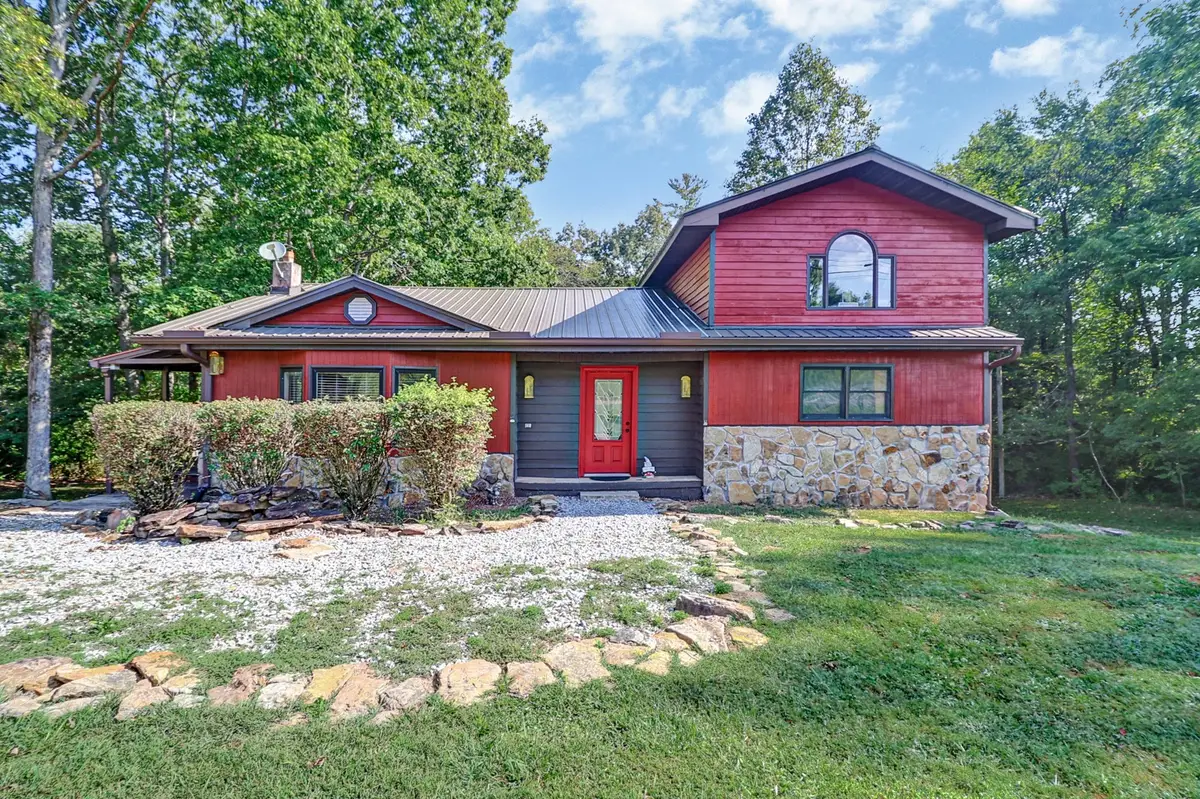252 Old Homestead Hwy, Crossville, TN 38555 - #1