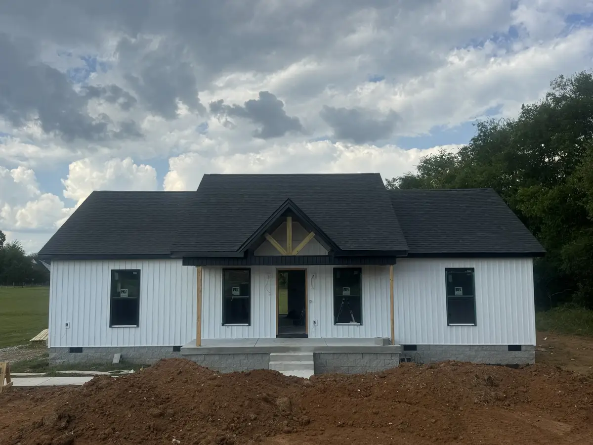 2114 Laws Hill Cir, Lewisburg, TN 37091 - #1