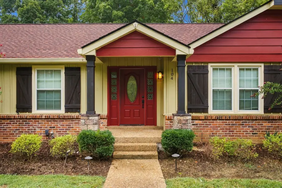 104 Trout Valley Dr, Hendersonville, TN 37075 - #2