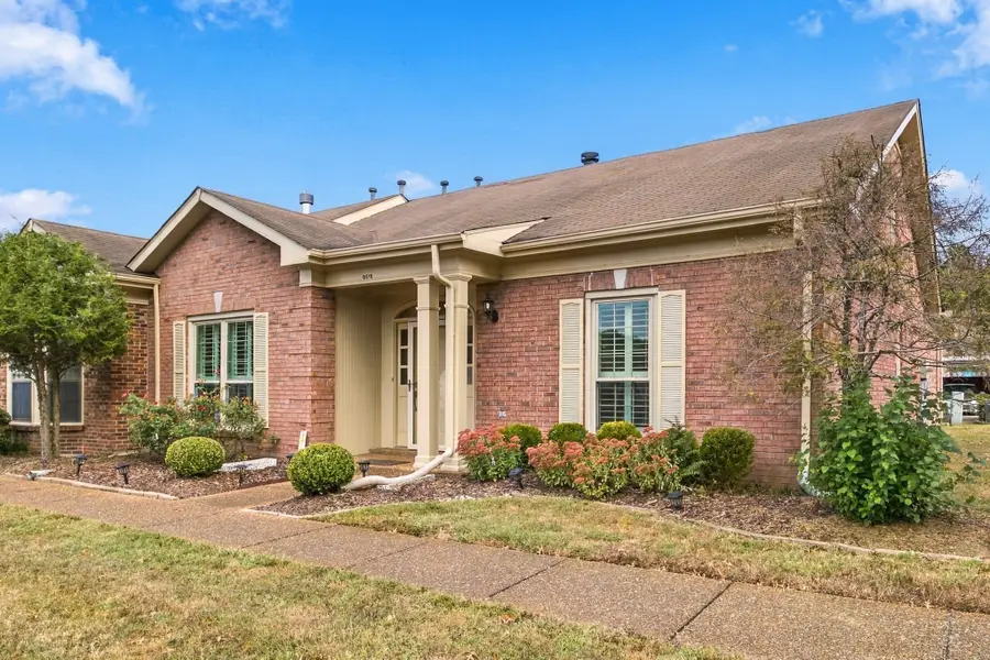 8515 Sawyer Brown Rd, Nashville, TN 37221 - #2