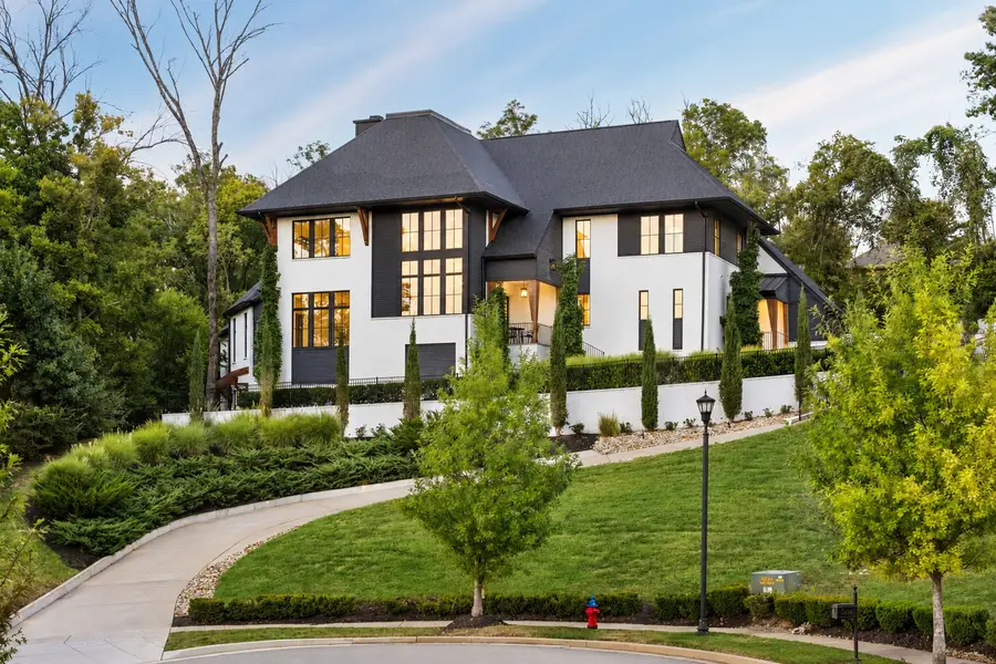 6452 Penrose Dr, Brentwood, TN 37027 - #2