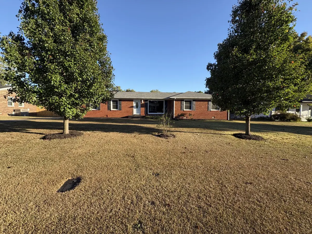 4005 Mcintire Dr, Columbia, TN 38401 - #1