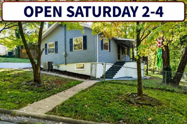 132 Taylor Rd, Oak Ridge, TN 37830