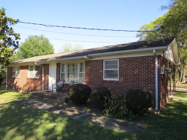 1205 Mill St, Pulaski, TN 38478 - #2