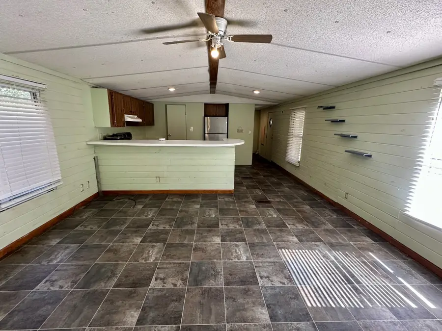 308 Poplar St, Smithville, TN 37166 - #2