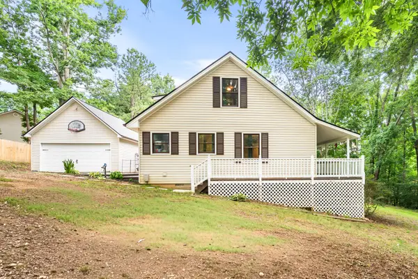277 Tracy St, Blairsville, GA 30512