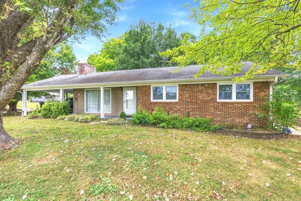 1604 Buffalo Rd, Lawrenceburg, TN 38464