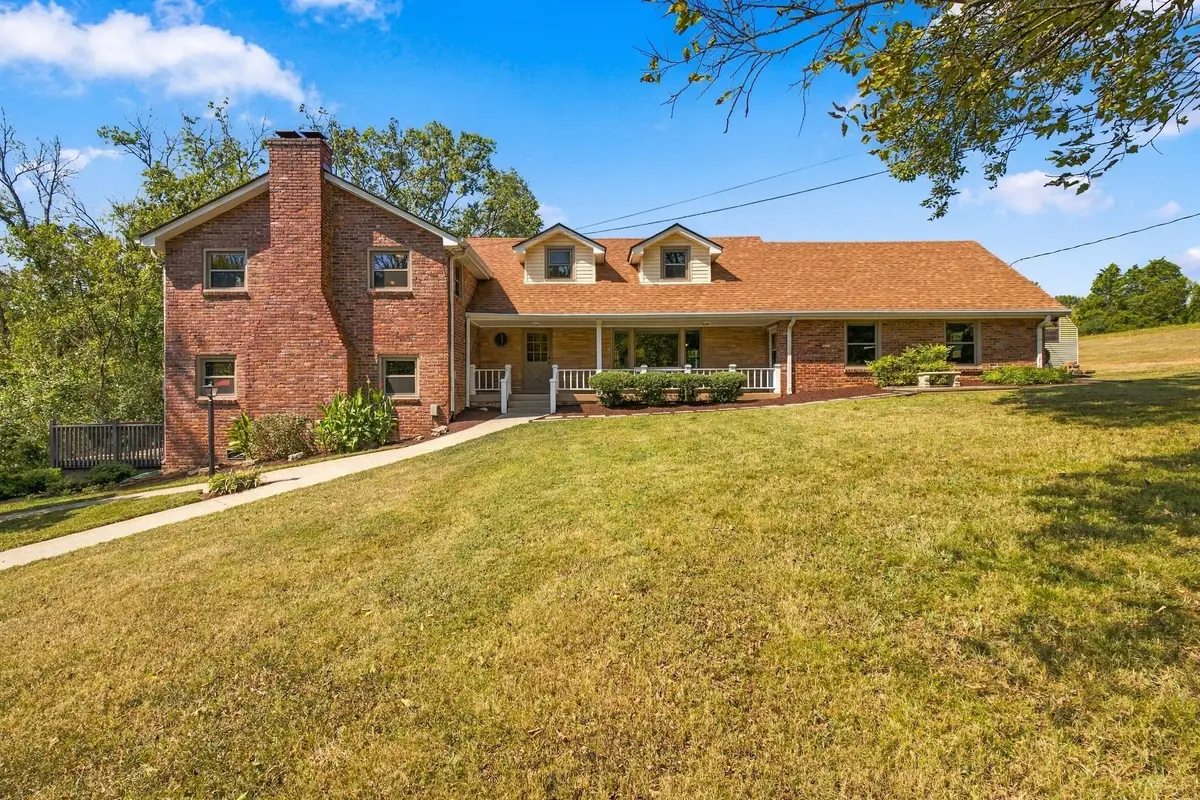 301 Rosehill Dr, Goodlettsville, TN 37072 - #1