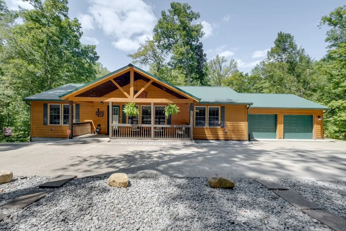 2614 Distillery Rd, Greenbrier, TN 37073 - #1