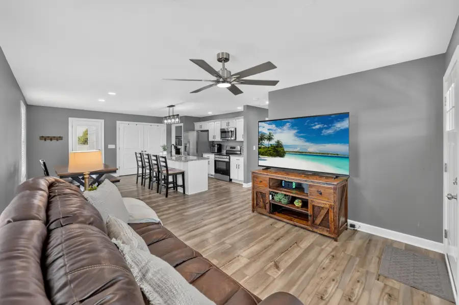 305 James Whitefield Rd, Bethpage, TN 37022 - #3