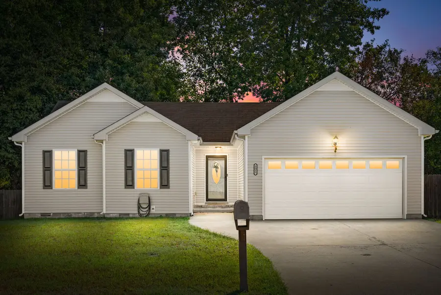 1515 Reasons Dr, Clarksville, TN 37042 - #2
