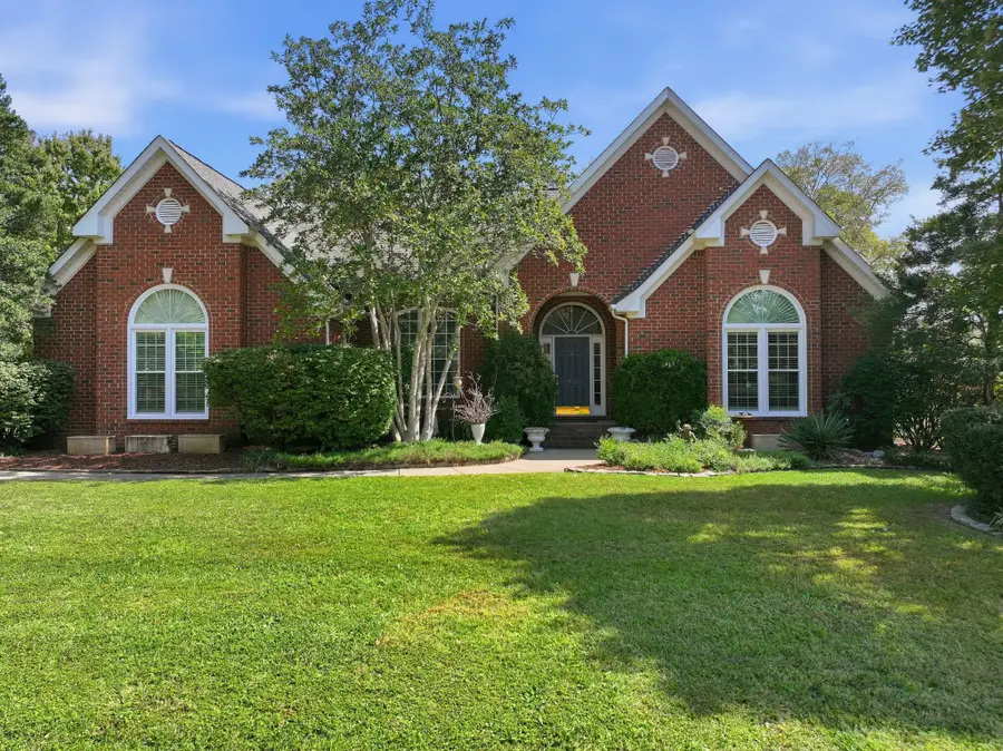 2914 Saint Johns Dr, Murfreesboro, TN 37129 - #2
