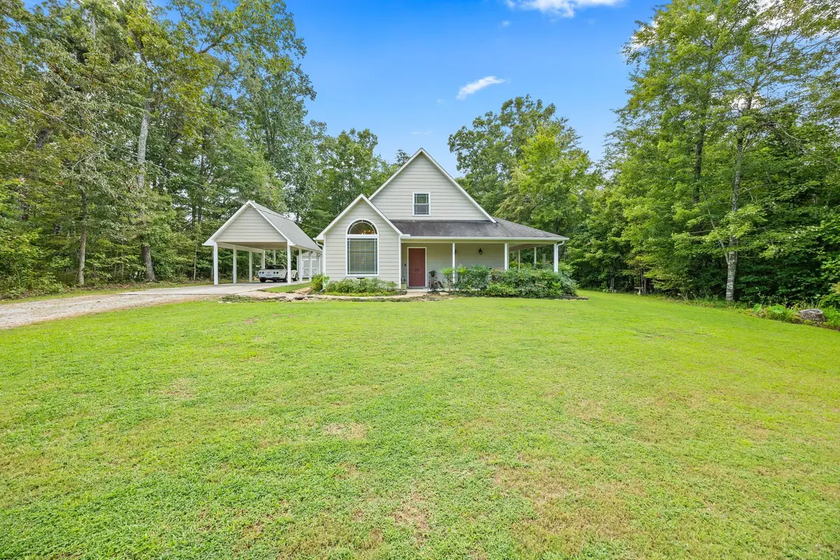 159 Honeysuckle Rd, Pikeville, TN 37367 - #1