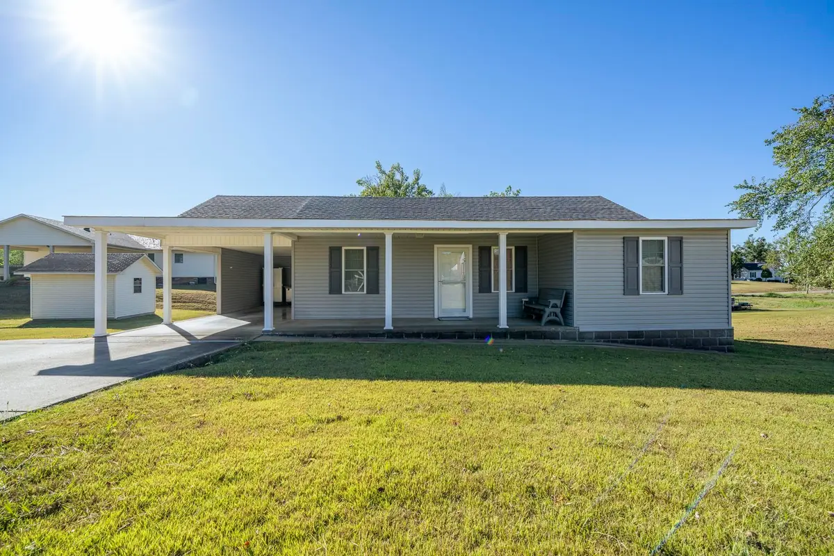 122 Canby Cir, Savannah, TN 38372 - #1