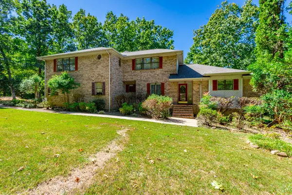 9013 Brow Lake Road, Soddy Daisy, TN 37379