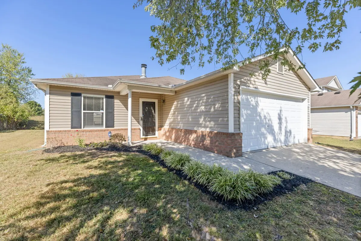 2780 Sutherland Dr, Thompsons Station, TN 37179 - #1
