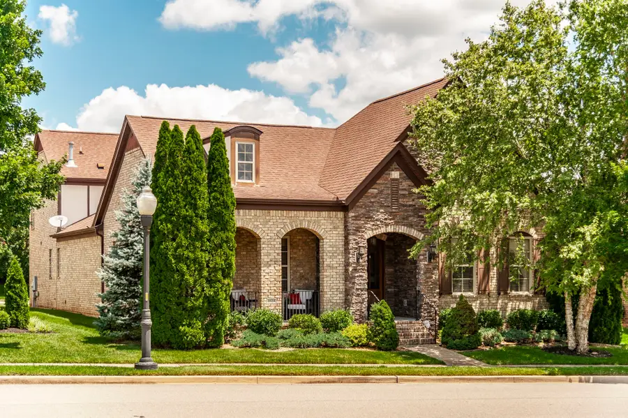1624 Kelvington Blvd, Gallatin, TN 37066 - #3