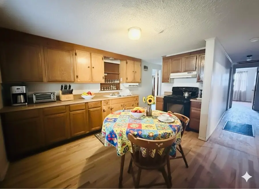 1011 Massengill St, Winchester, TN 37398 - #3