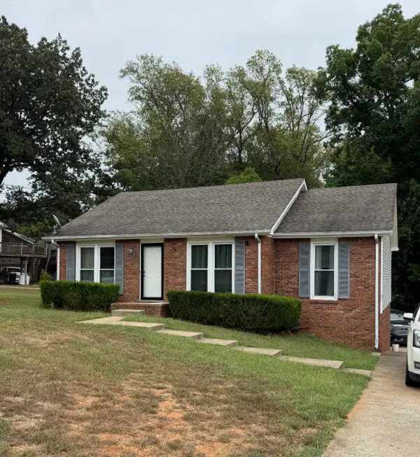 214 Sherwood Hills Dr, Clarksville, TN 37042