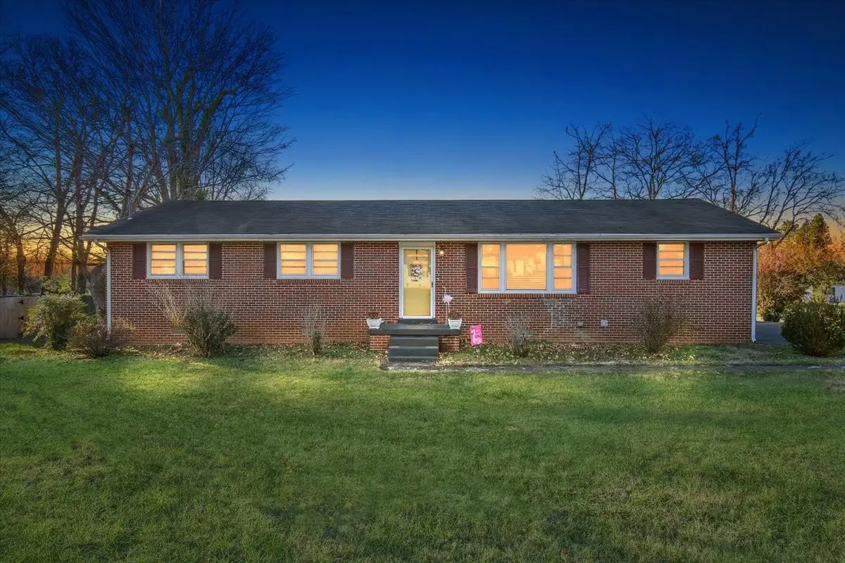 104 Burrum Dr, Shelbyville, TN 37160 - #1