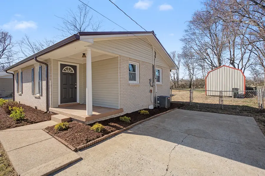 110 Green Meadow Dr, Gallatin, TN 37066 - #3