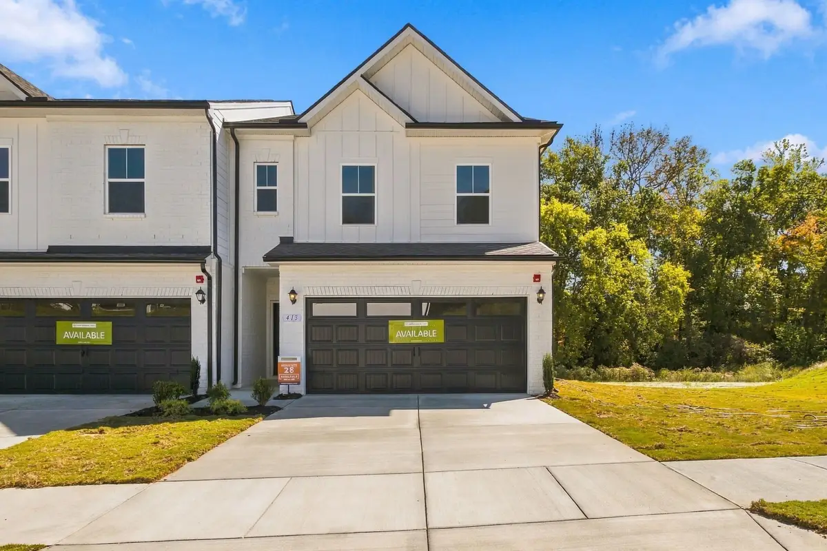 413 Kingsbury Dr, Gallatin, TN 37066 - #1