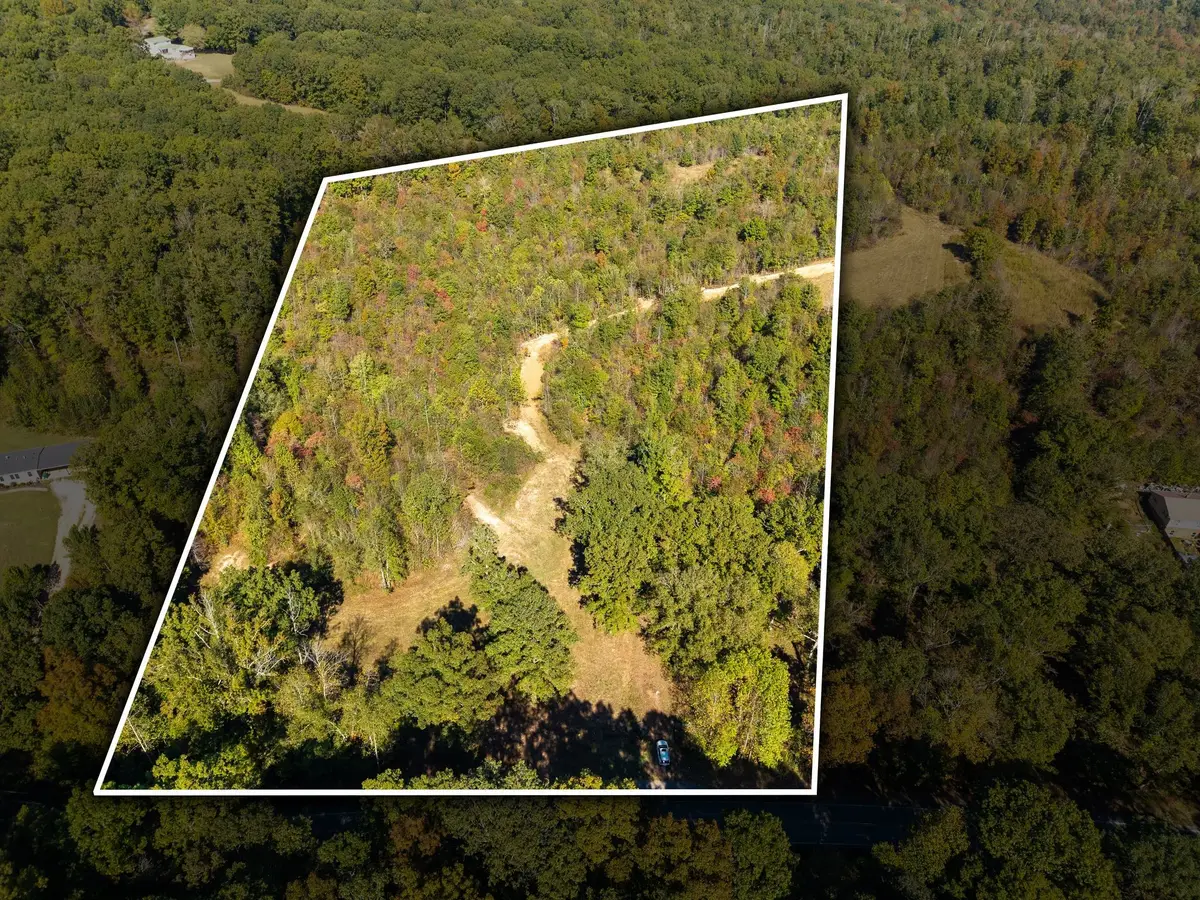 1726 Highway 230, Waverly, TN 37185 - #1