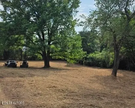 609 County Rd, Etowah, TN 37331