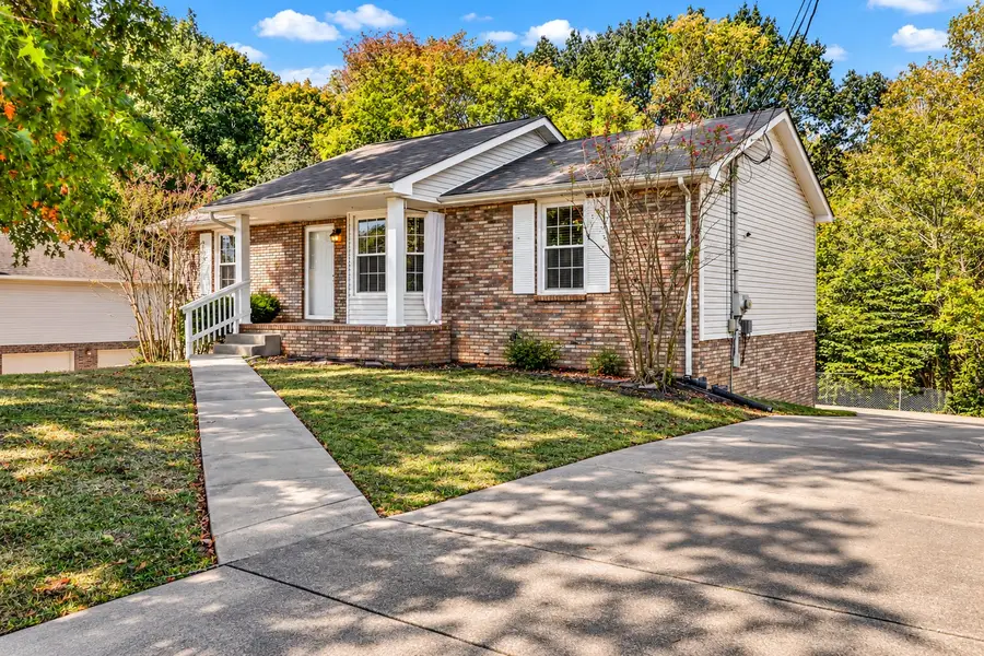 740 Acorn Dr, Clarksville, TN 37043 - #3