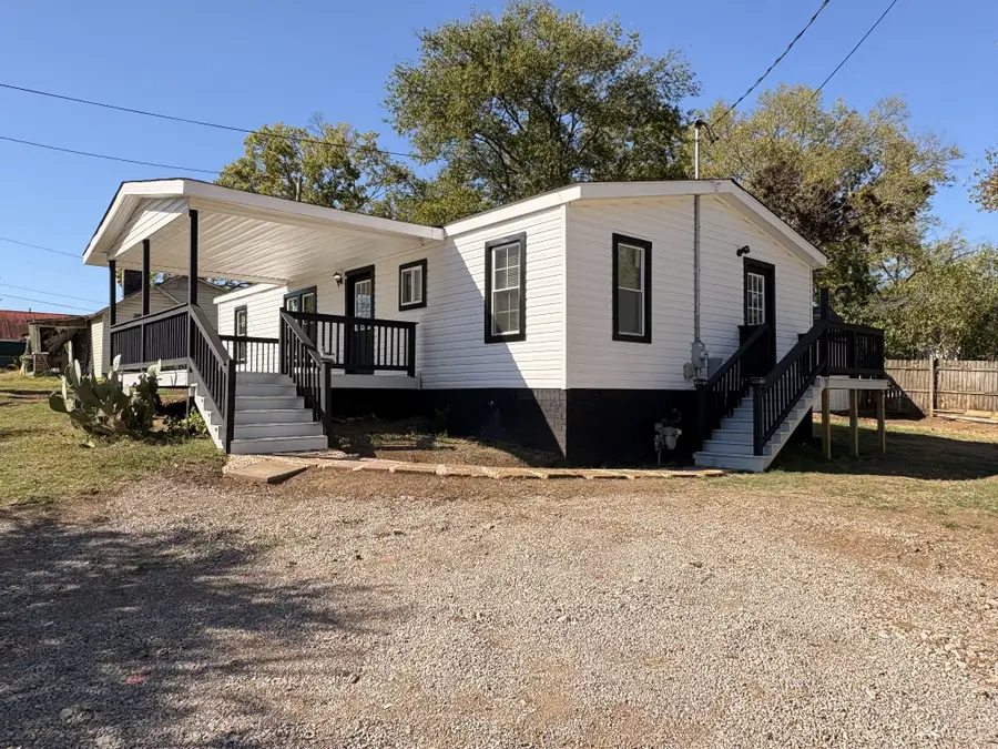 542 W Eastland St, Gallatin, TN 37066 - #2