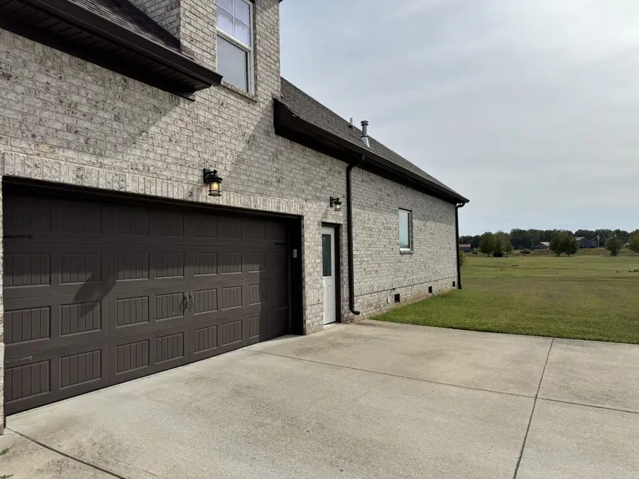 132 Bloomsbury Dr, Portland, TN 37148 - #2