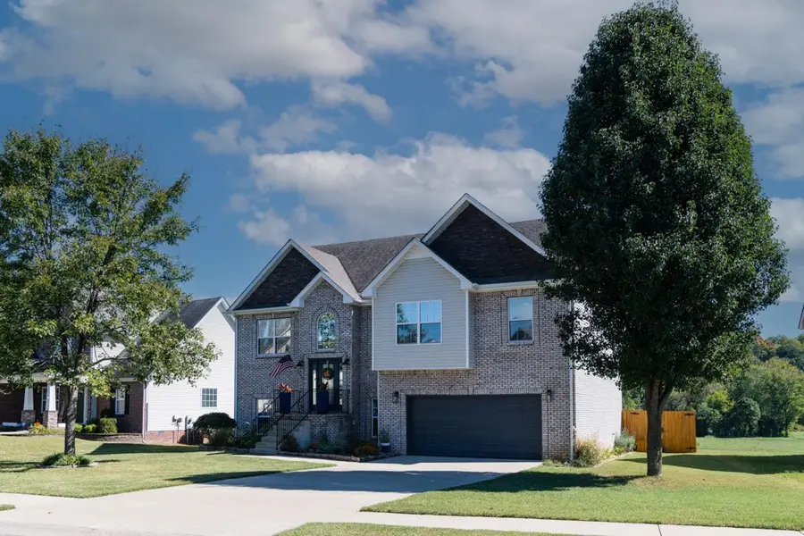 853 E Accipiter Cir, Clarksville, TN 37043 - #3