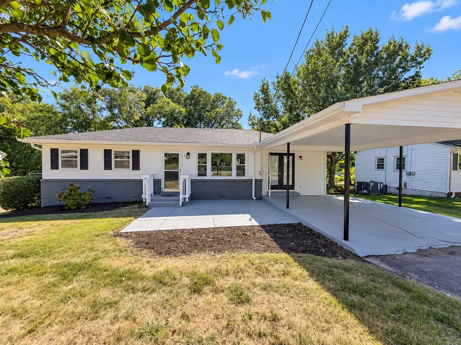 210 Rolling Rd, Shelbyville, TN 37160 - #2