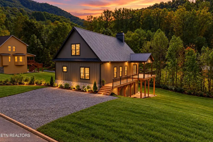 3158 Thomas Headrick Rd, Sevierville, TN 37862 - #3