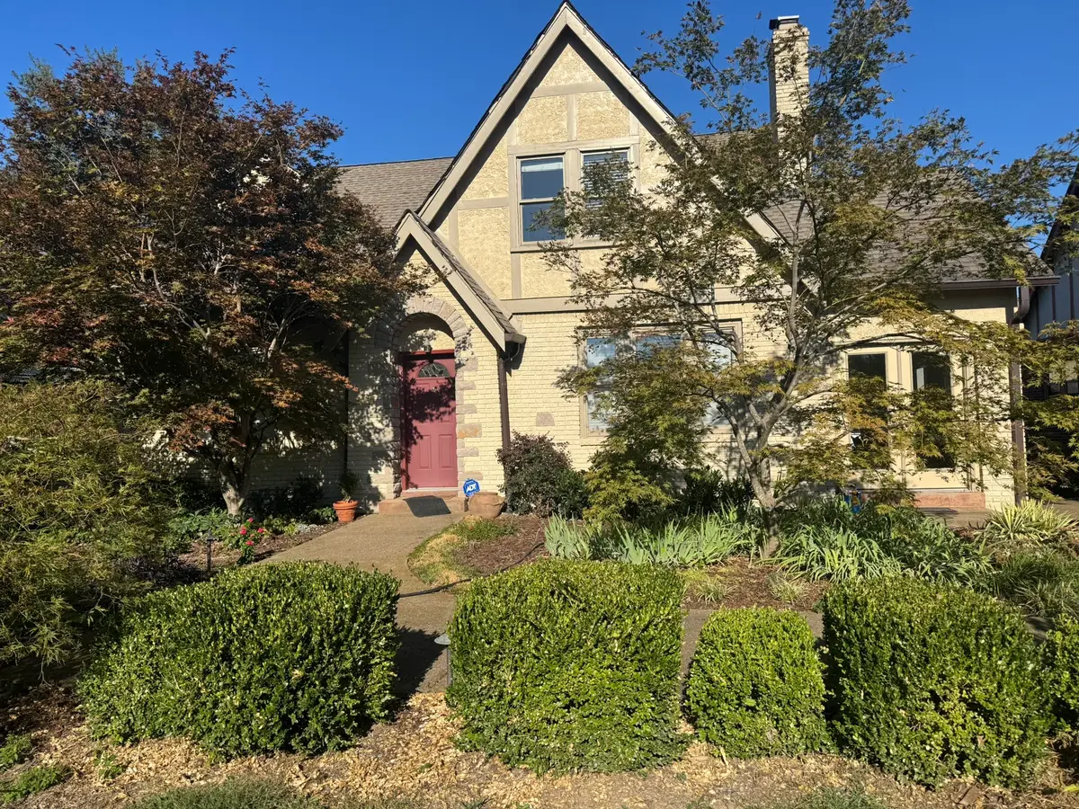 230 Cherokee Rd, Nashville, TN 37205 - #1