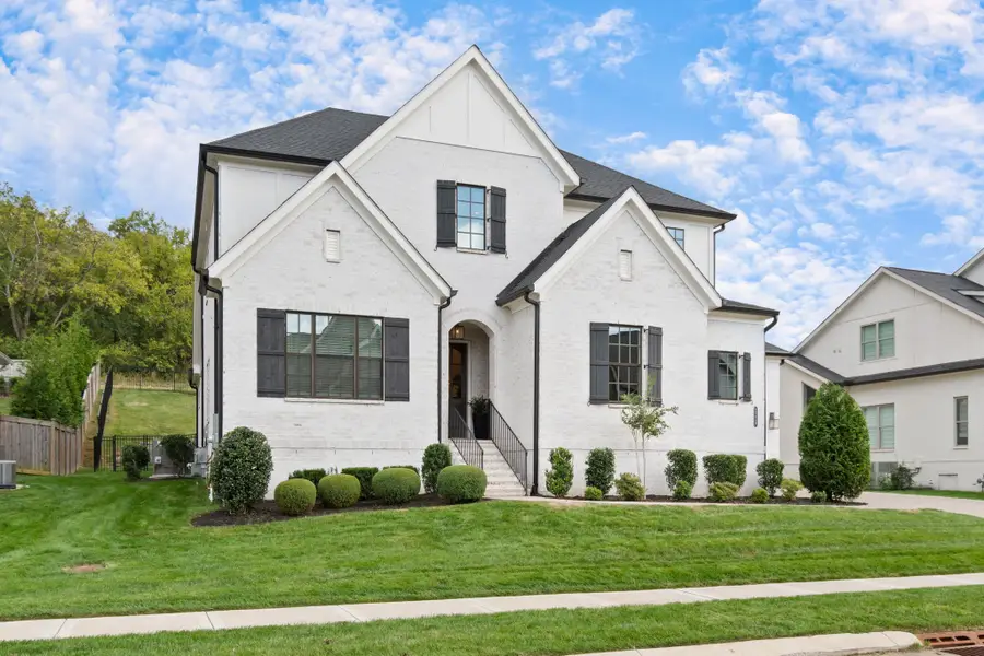 2236 Brakeman Ln, Thompsons Station, TN 37179 - #2