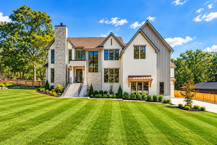 742 Templeton Dr, Nashville, TN 37205 - #3