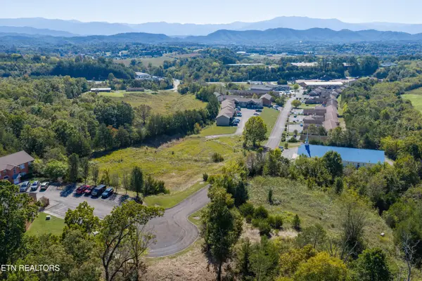 17 Murrell Meadows Drive, Sevierville, TN 37876