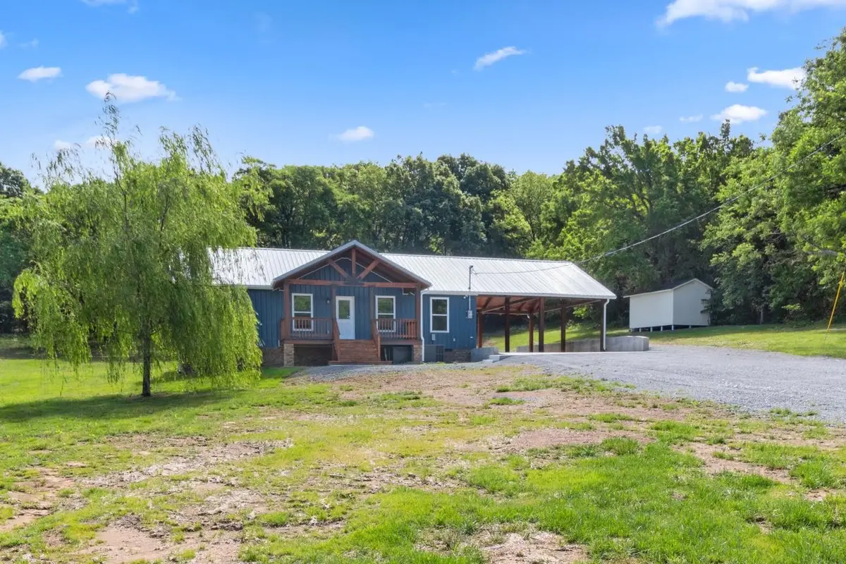 402 Cortner Hollow Rd, Petersburg, TN 37144 - #1