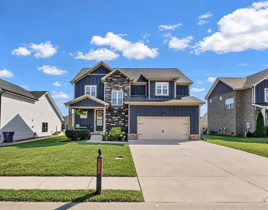 533 Dexter Dr, Clarksville, TN 37043 - #2